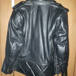 100% leather motorcycle jacket large black